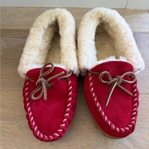 LL Bean Women's Red Wicked Good Moccasins suede upper and shearling interior - 9